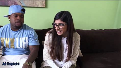 x vídeos mia kalifa|Mia khalifa Videos